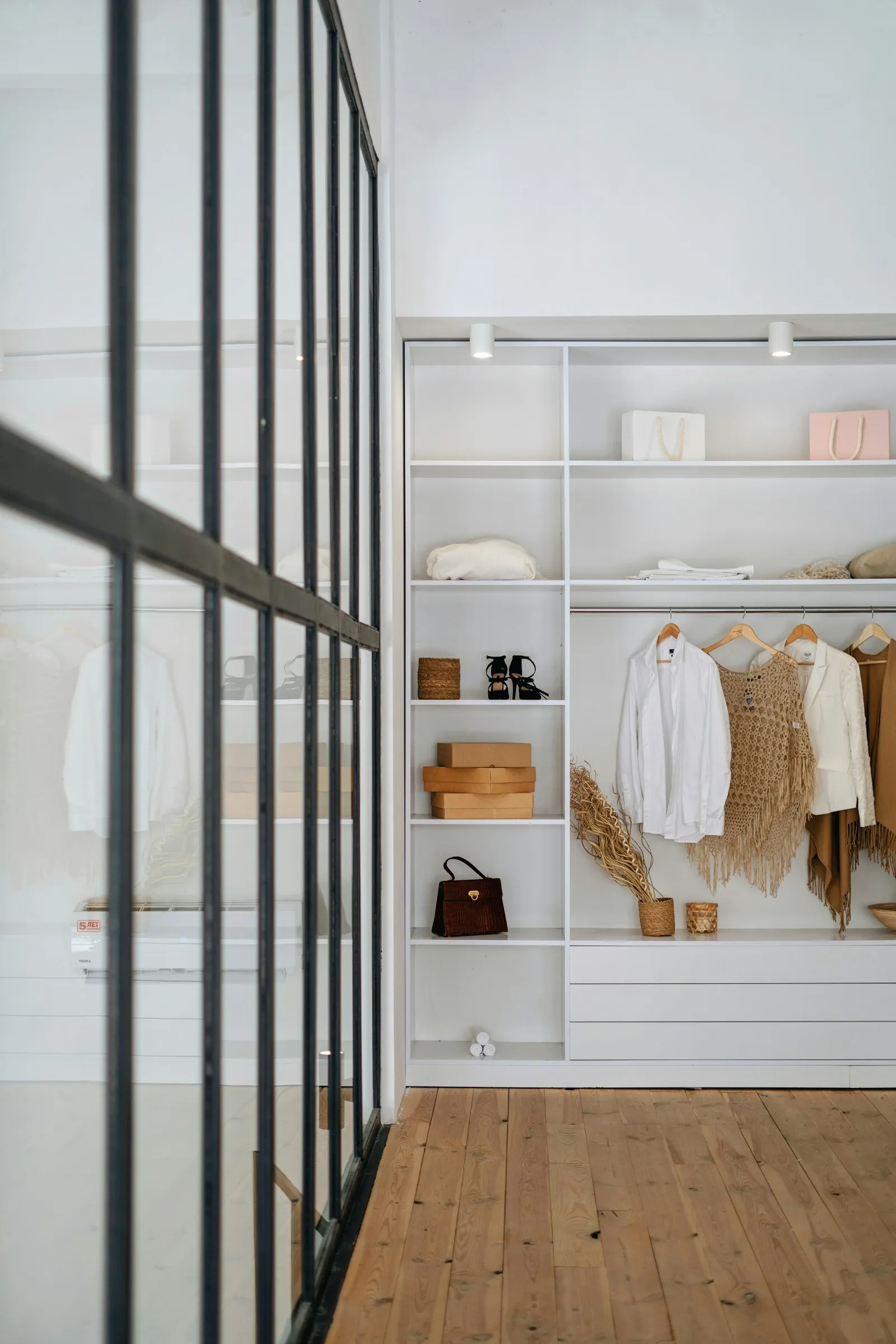 Wardrobe project — Palm Jumeirah